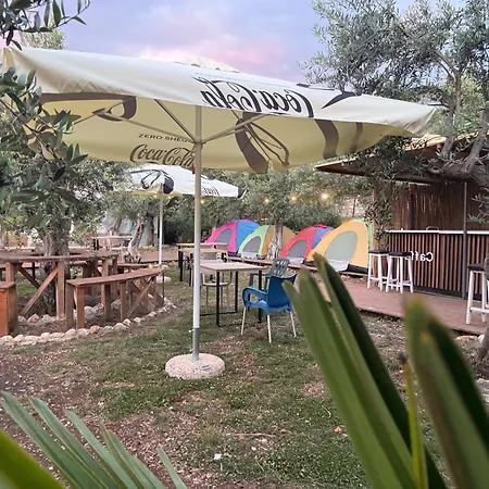 Oasis خيمة فخمة ديرمي